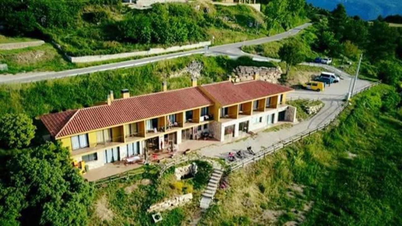 Cor De Prades Hotel Mont-ral Exterior photo